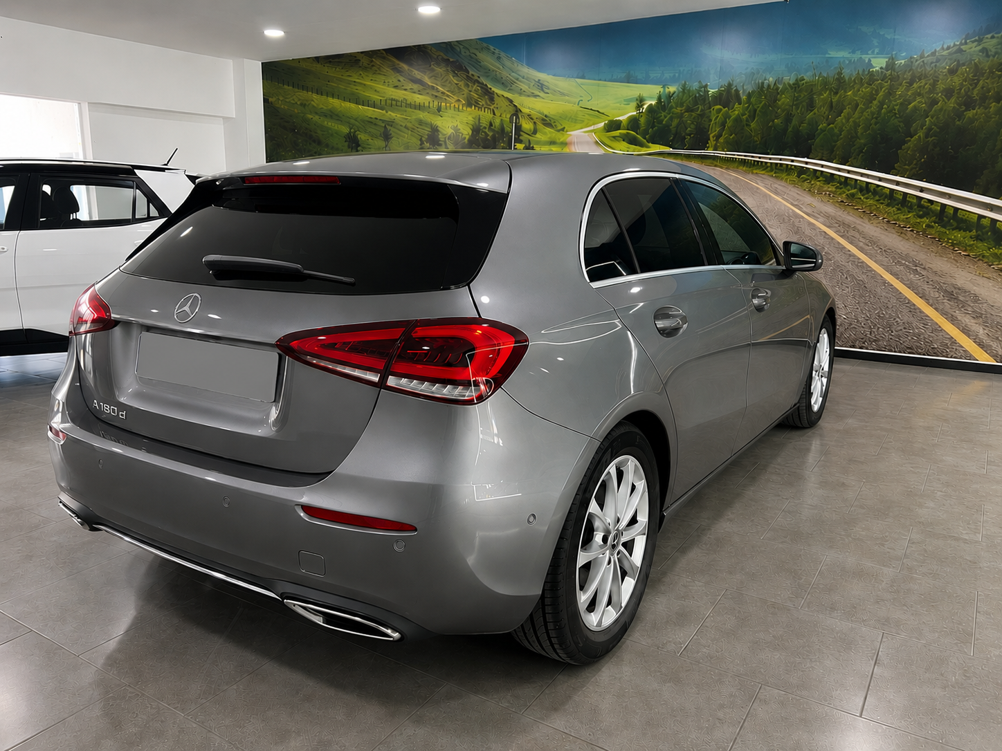 MERCEDES – BENZ CLASE A180